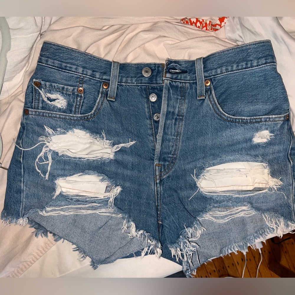 Levi 501 W27